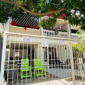 Casa Feliz Pensión Santa Marta (Magdalena)